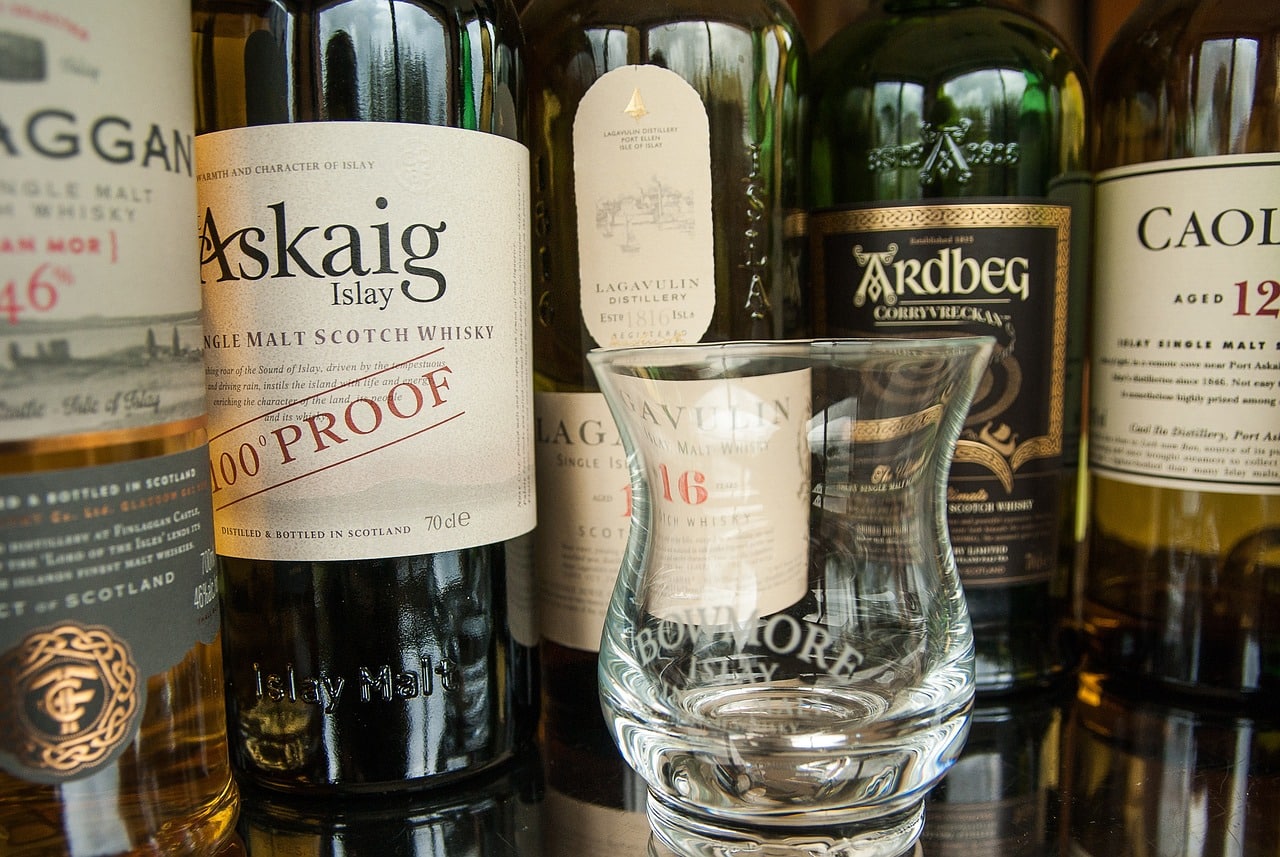 Coffret whisky : un cadeau original pour les amateurs de spiritueux
